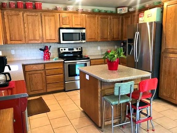 5th image of 3649 Shadyhill Dr