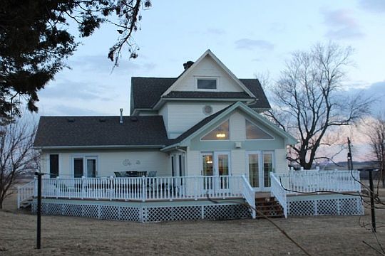 4th image of 31188 Jahnke Ave