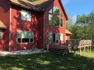 2719 Larks Lake Rd, Harbor Springs, MI 49740