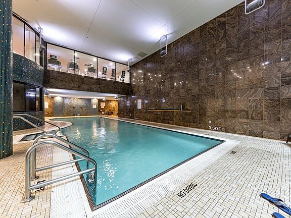 4th image of 181 W 1st Ave #1102