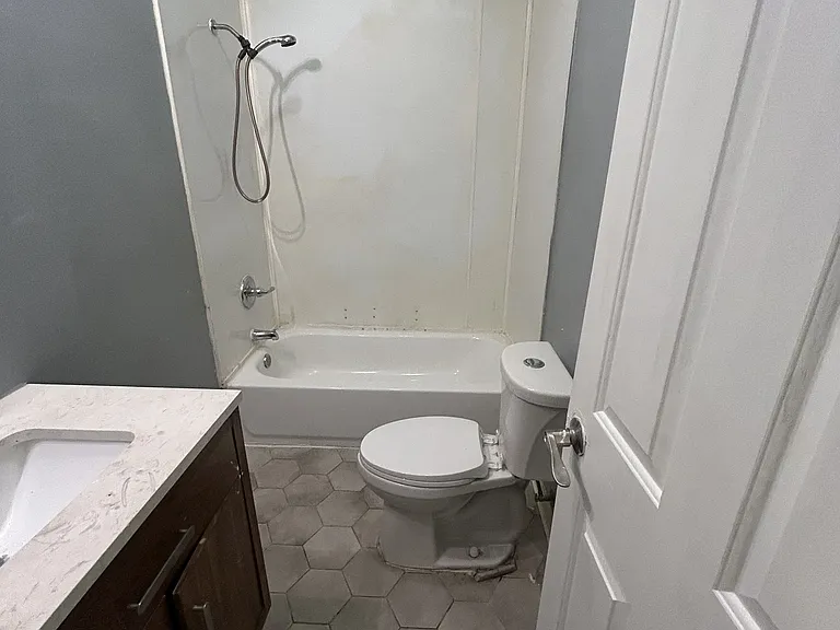 534 E McLemore Ave #101 — Photo 5