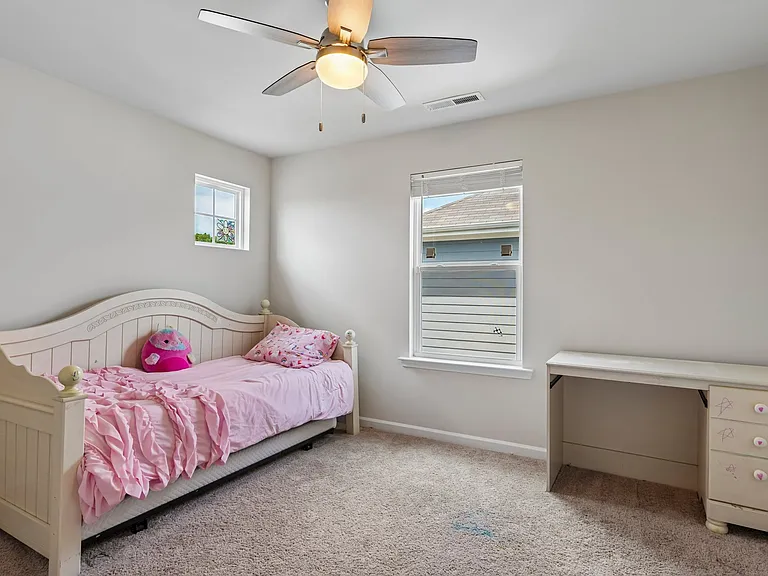 8007 Foxcroft Dr — Photo 19
