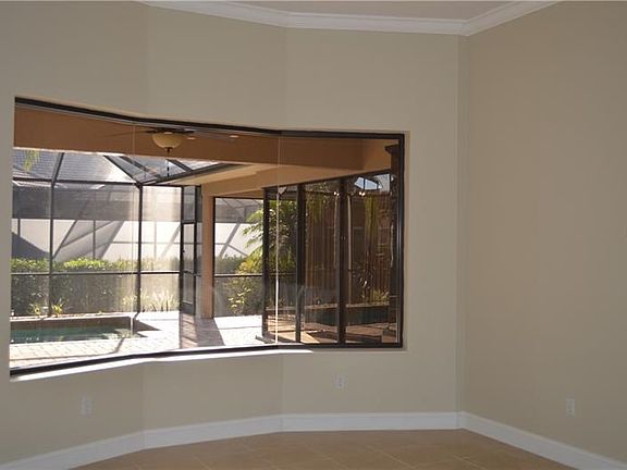 Living Room Aquarium Window