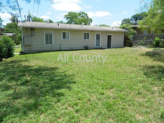 3rd image of 615 Sumner Dr