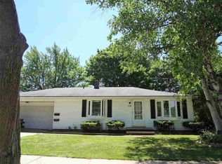 719 E Roeland Ave, Appleton, WI 54915