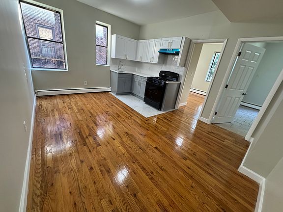 5th image of 246 Roseville Ave #4BB