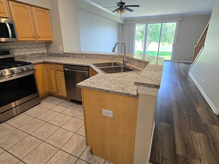 Stonewater Dr — Photo 2