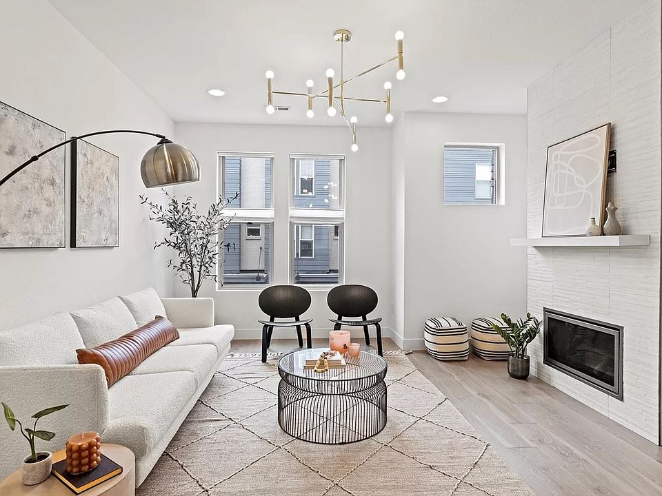 1st image of 1224 W 11th Ave #1