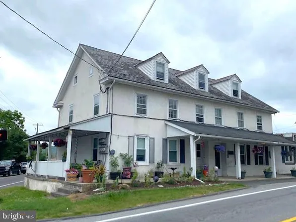 3946 Lanark Rd APT 1, Coopersburg, PA 18036