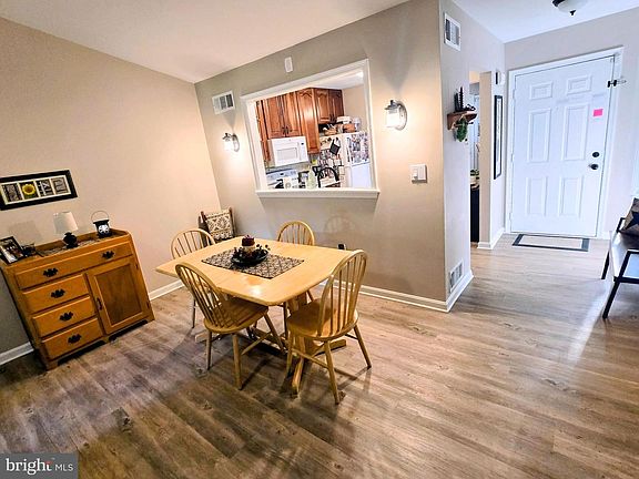 5th image of 103 Mountainstone Dr