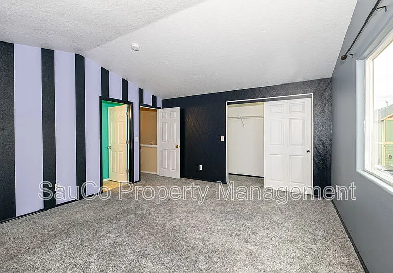 19878 Kendall Ln — Photo 12