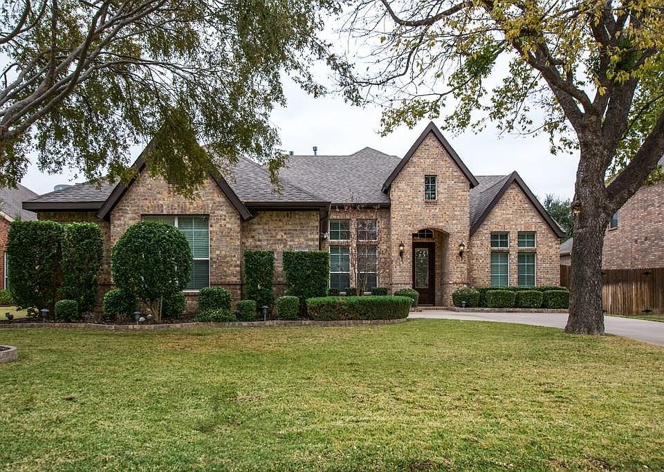 1st image of 806 Shady Meadow Dr
