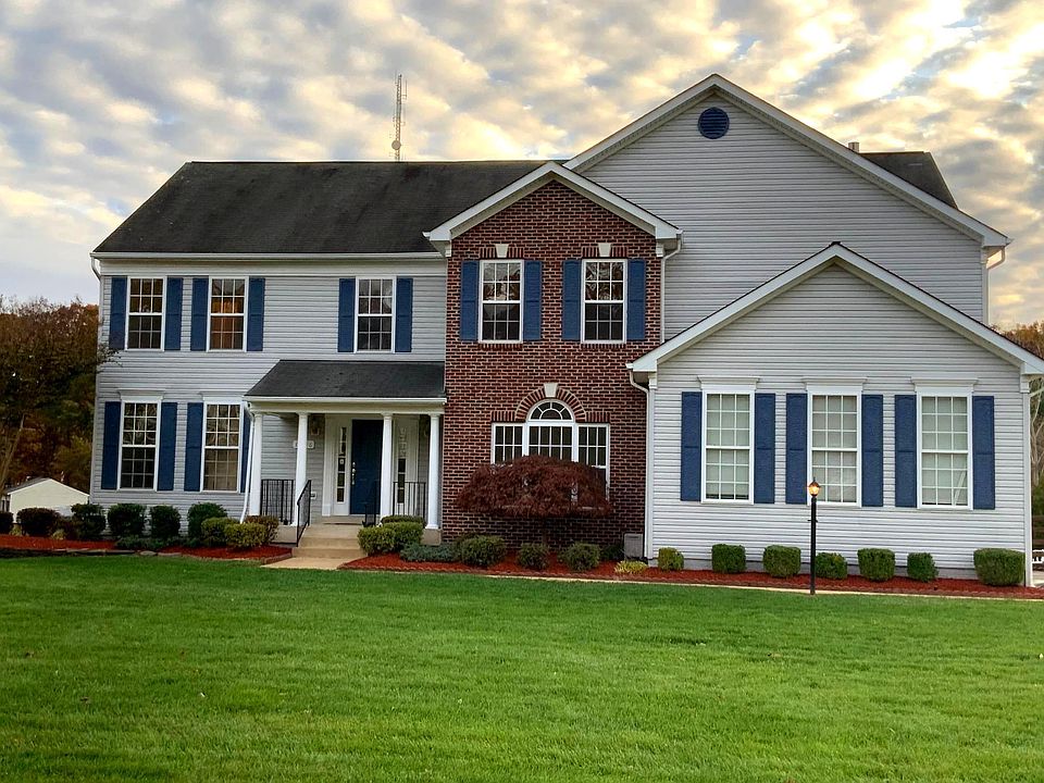 1st image of 13576 Den Hollow Ct