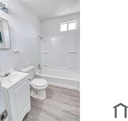 3rd image of 1002 23rd St #4