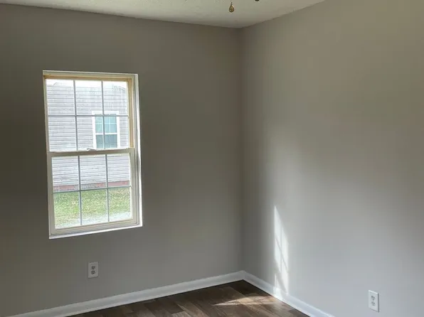 1043 Mountain Crest Dr, Kings Mountain, NC 28086