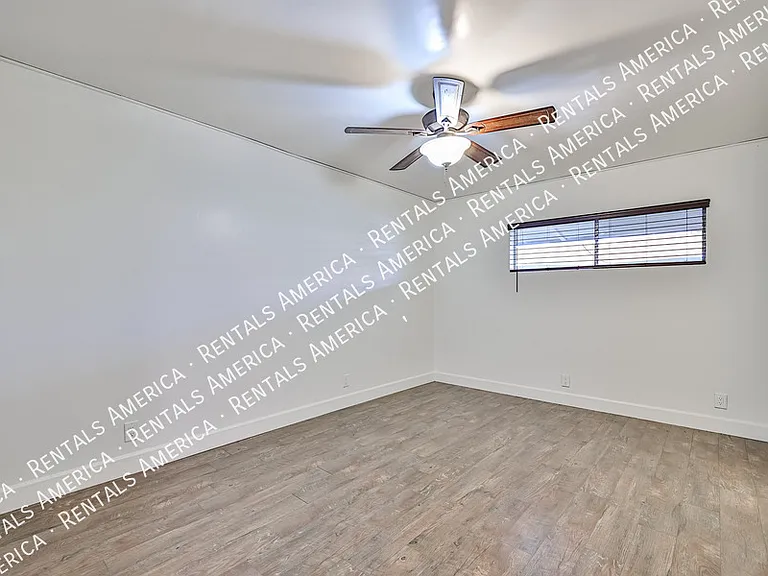 1107 W Osborn Rd #206 — Photo 16