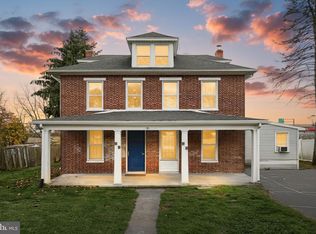 14 Gateway Rd, York, PA 17403