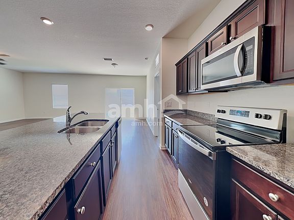 3rd image of 11517 Bryce Canyon Ln
