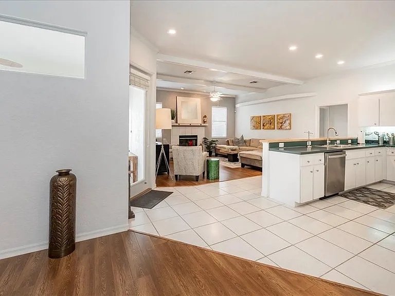5845 Danterbury Ct — Photo 13