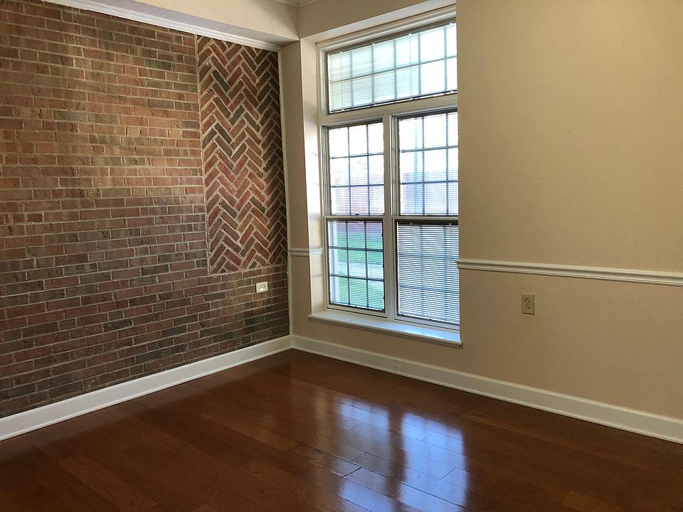 1st image of 1630 NW Professional Plz #110