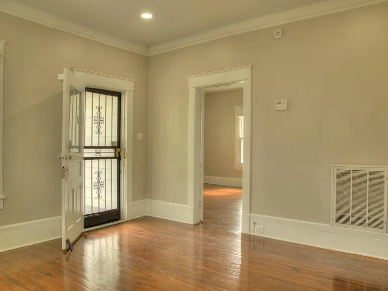 1619 Lawson Ave — Photo 13