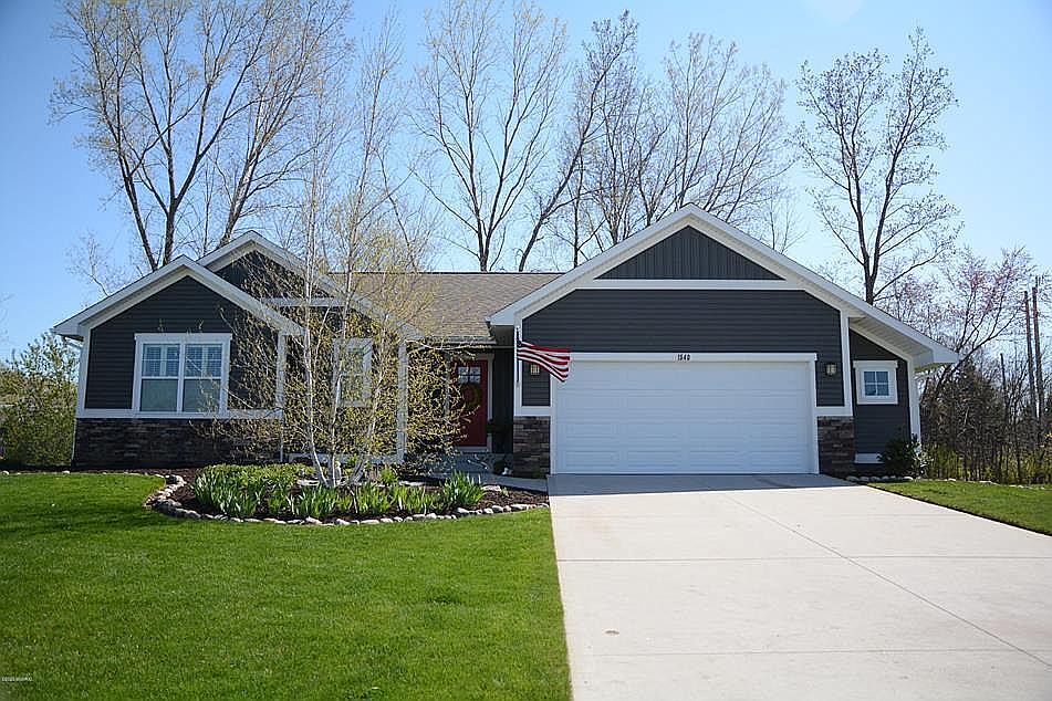 2nd image of 1540 Shenandoah Dr