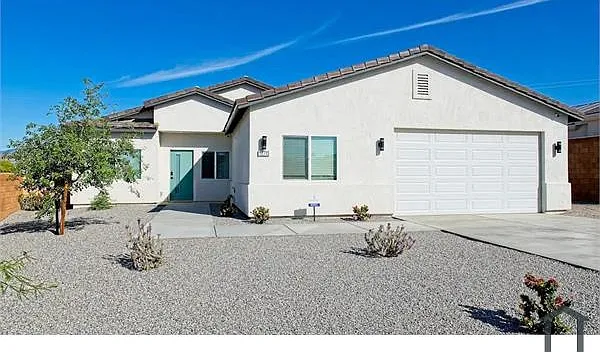 4 bed, 1600 sqft, $3,400 — Photo 2