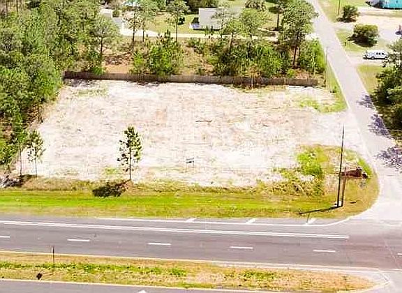 2nd image of 1868 Fuller Dr