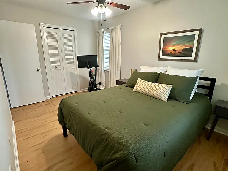1018 Sir Lancelot Ln — Photo 3