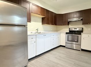 20 Bradmon Dr #102, Saint Catharines, ON L2M 3S5