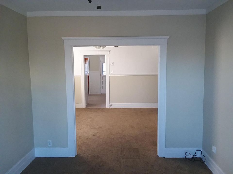 1st image of 3253 Yemans Ave