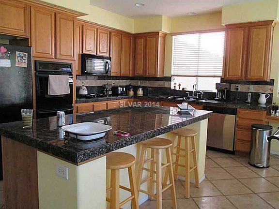 4th image of 8225 Weeping Springs Ave