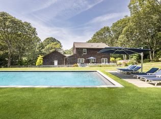17 Wooded Path, Sag Harbor, NY 11963
