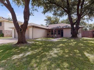 6804 Richfield Dr, North Richland Hills, TX 76182