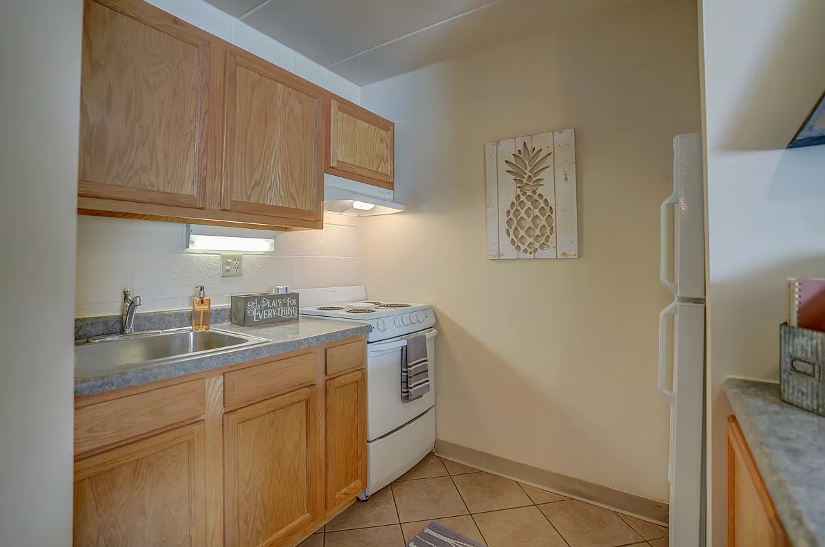 Inez Apartments — Photo 4