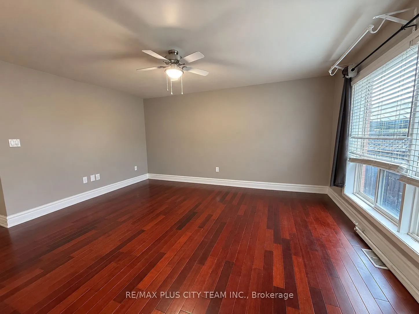 5 bed, $3,500 — Photo 3