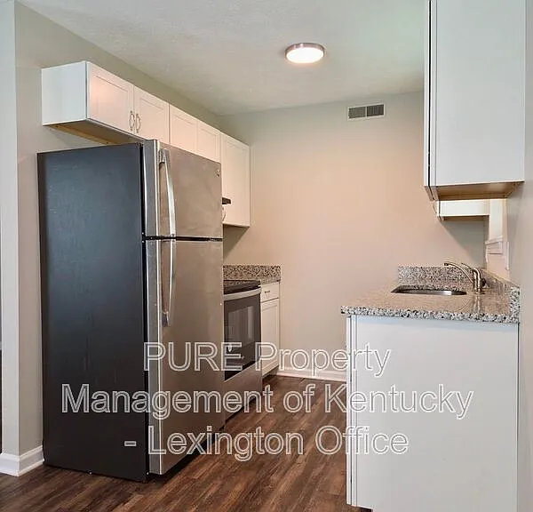 3793 Camelot Dr #A — Photo 7