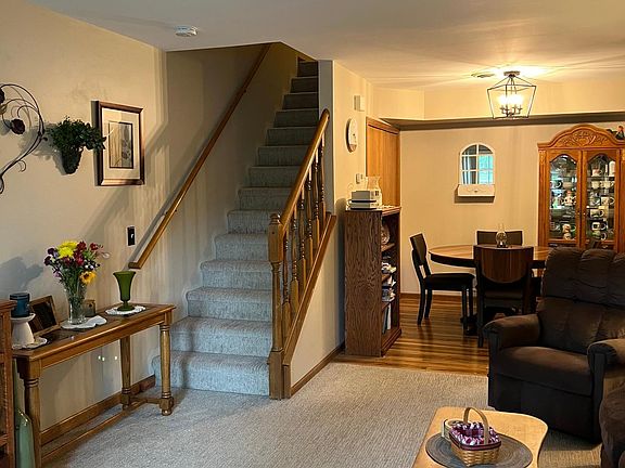 5th image of 7026 19th St N APT 3
