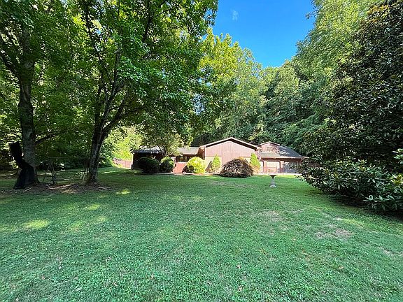 2nd image of 1428 Lost Hollow Ln