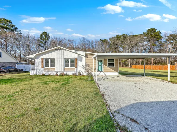 233 N Pandora Dr, Goose Creek, SC 29445