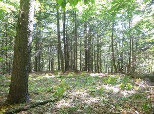 2 Deer Run Dr, Cumberland Center, ME 04021