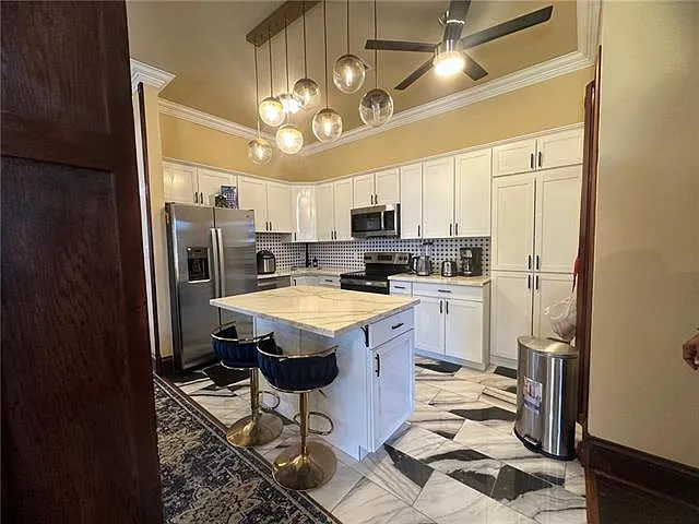 5611 Rickert Dr — Photo 4