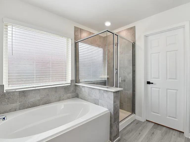 10433 Russell Pines Dr — Photo 12