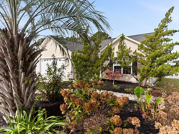 3rd image of 4879 Beech Tree Drive SE
