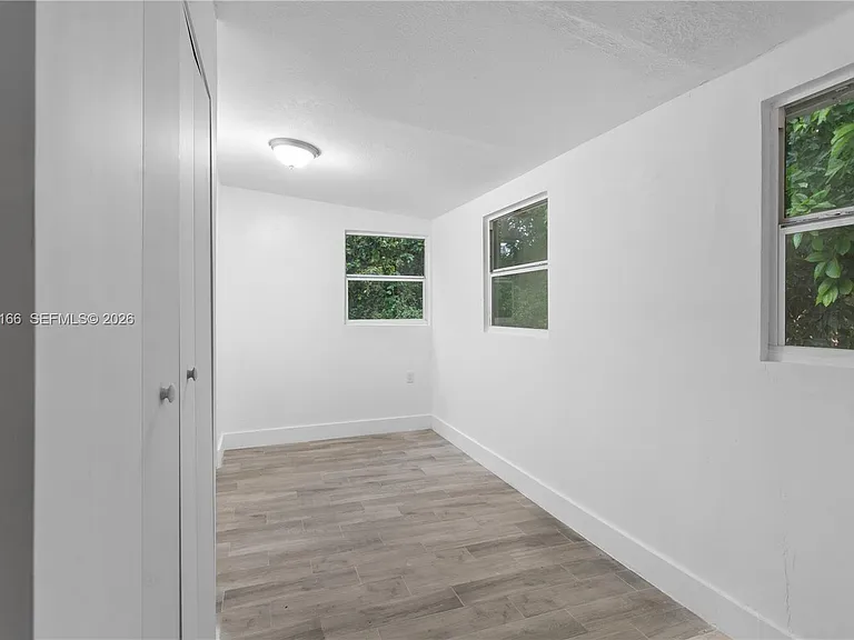 27 NE 60th Ter #2 — Photo 11