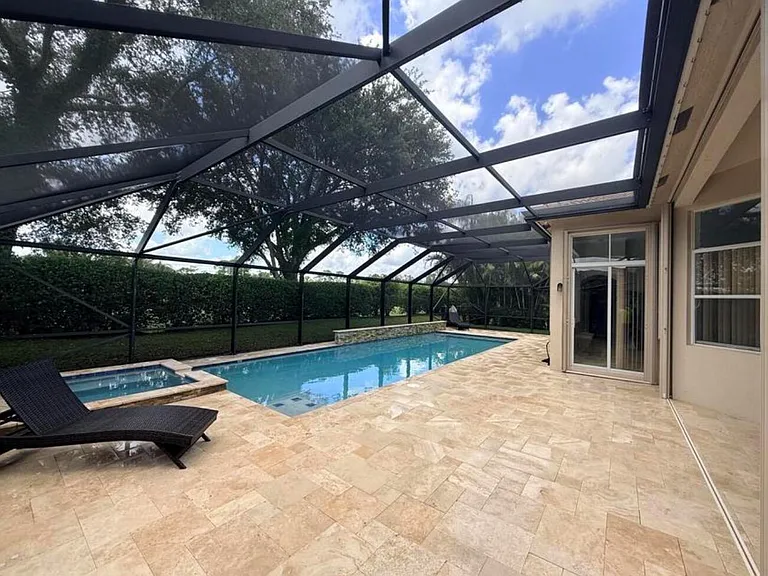 10440 Cypress Lakes Preserve Dr — Photo 15