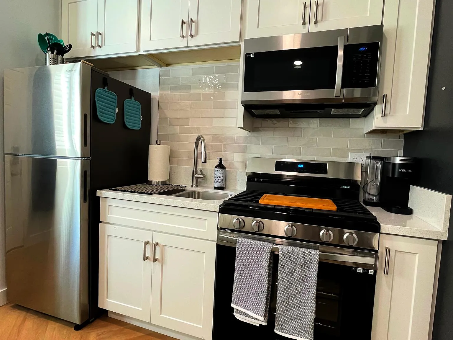 1 bed, 200 sqft, $1,650 — Photo 2