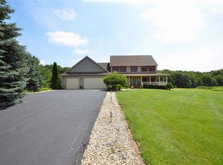 11779 Cardinal Ln, Caledonia, IL 61011