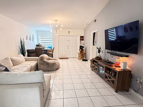 4th image of 9149 NW 119th Ter