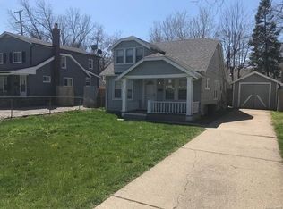 28425 Fairfax St, Southfield, MI 48076
